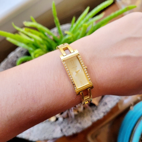Classic Gold Pulsar Rhinestone Womens Rectangular Modern Style Estate Watch main image 5